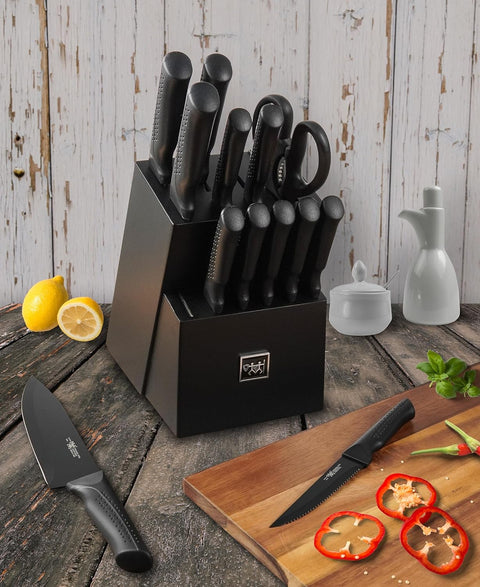 Slice Smarter: The Only Knife Set You’ll Ever Need 🔪